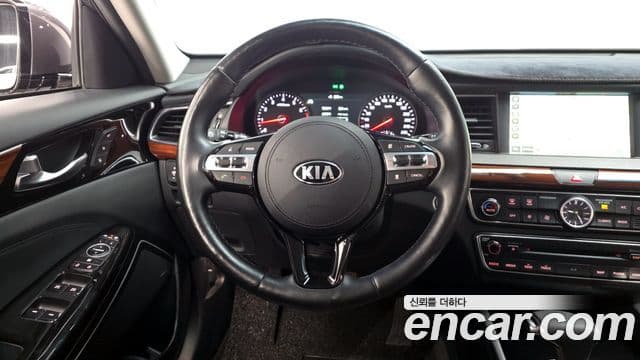 Kia All New K7 3.3 GDI Limited Plus, 2017 13