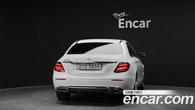 Mercedes-Benz E-класс W213 Avantgarde, 2018 4