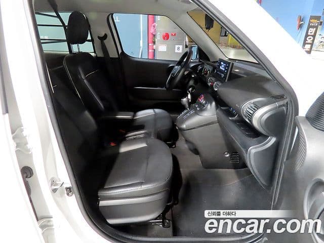 Hyundai Casper Smart, 2023 12