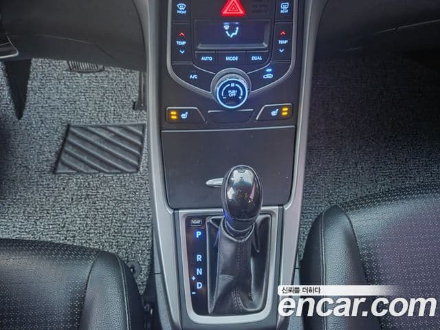 Hyundai The / новый New Avante 빌트인캠2 — базовая версия - Built-in Cam 2, 2014 15