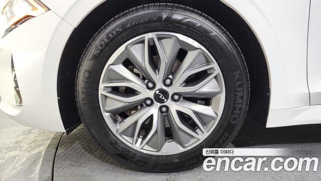 Kia K5 гибрид 3세대 Noblesse, 2023 все фото