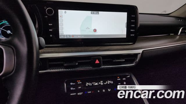 Kia K5 гибрид 3세대 Noblesse, 2023 15