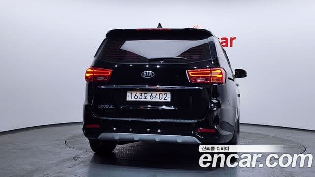 Kia The / новый New Carnival Prestige, 2019 4