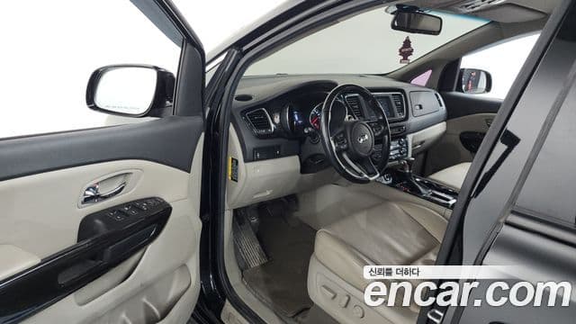 Kia The / новый New Carnival Prestige, 2019 10