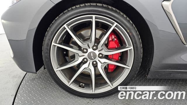 Genesis G70 Supreme, 2018 все фото