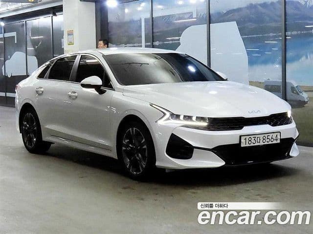 Kia K5 3세대 Prestige, 2022 1