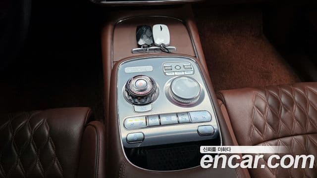 Genesis G90 (RS4) бензин 3.5 турбо e-S/C AWD LWB, 2022 9