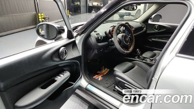 Mini Cooper 클럽맨 2세대, 2021 10