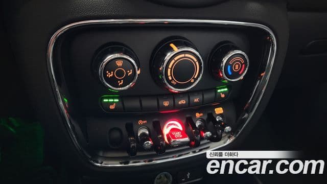 Mini Cooper 클럽맨 2세대, 2021 16