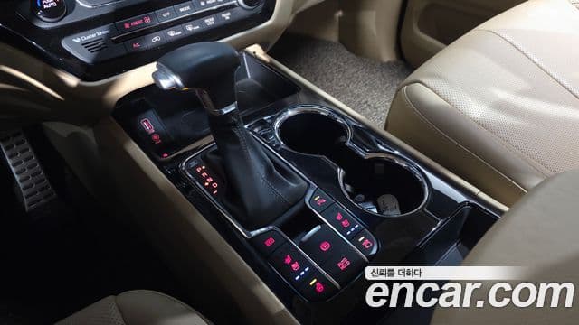 Kia The / новый New Carnival Special, 2019 9