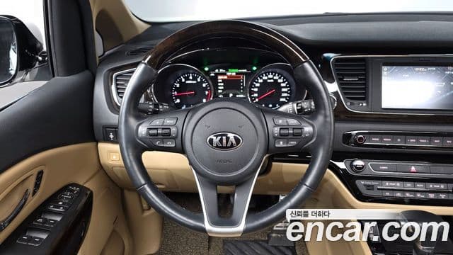 Kia The / новый New Carnival Special, 2019 13