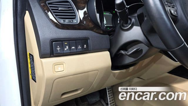 Kia The / новый New Carnival Special, 2019 16