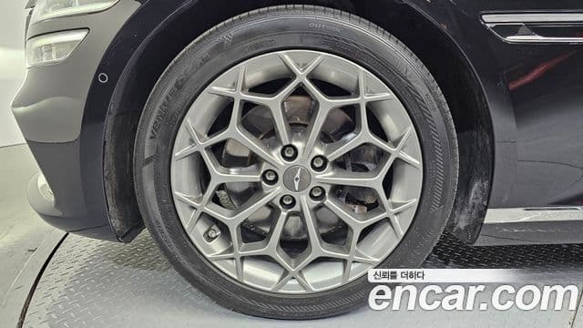 Genesis G80 (RG3) бензин 2.5 турбо AWD, 2021 все фото