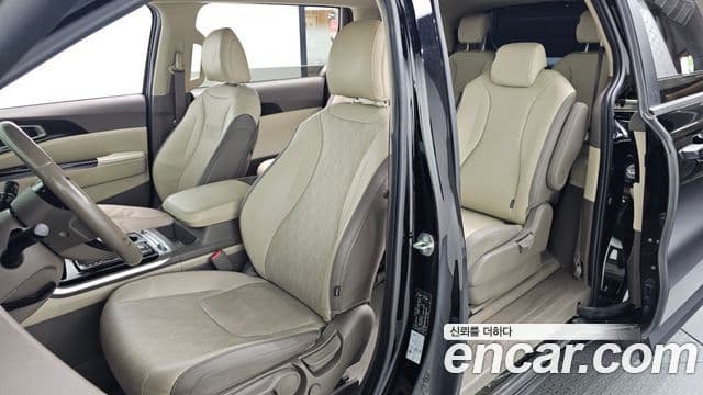 Kia Carnival 4세대 Prestige, 2023 12