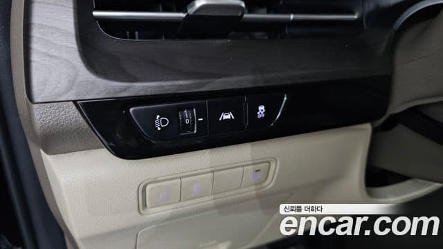 Kia Carnival 4세대 Prestige, 2023 16