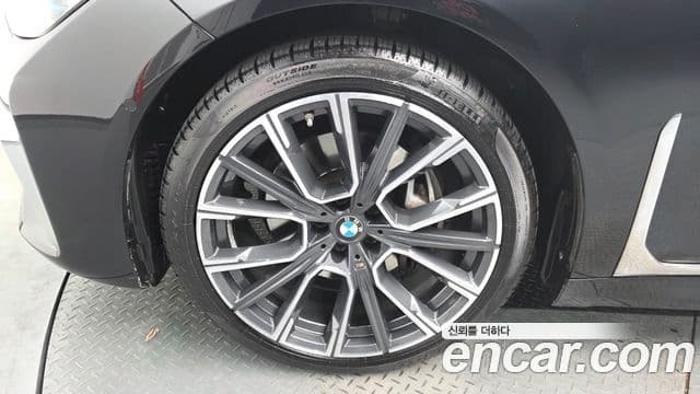 BMW 7시리즈 (G11) 740i M Sport, 2022 все фото