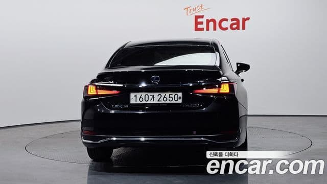 Lexus ES300h 7세대 Luxury Plus, 2021 4