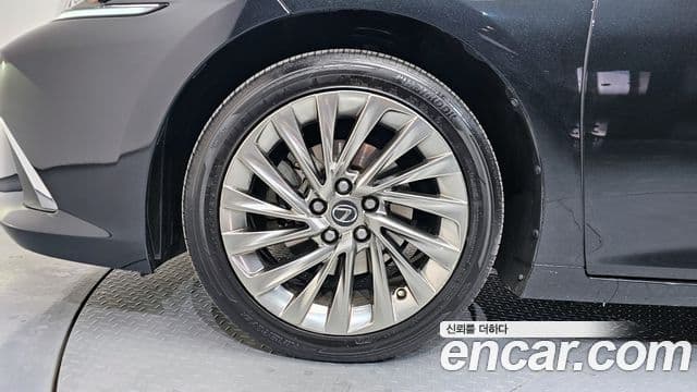 Lexus ES300h 7세대 Luxury Plus, 2021 все фото