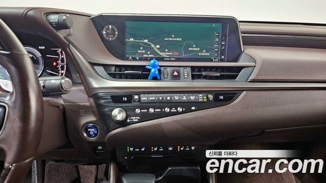 Lexus ES300h 7세대 Luxury Plus, 2021 14