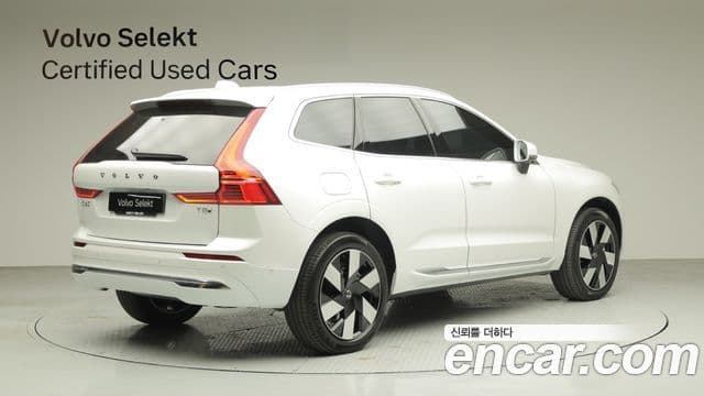 Volvo XC60 2세대 T8 Ultra Bright, 2025 2