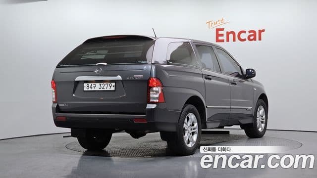 KG모빌리티(SsangYong) Korando Sport Club, 2013 2