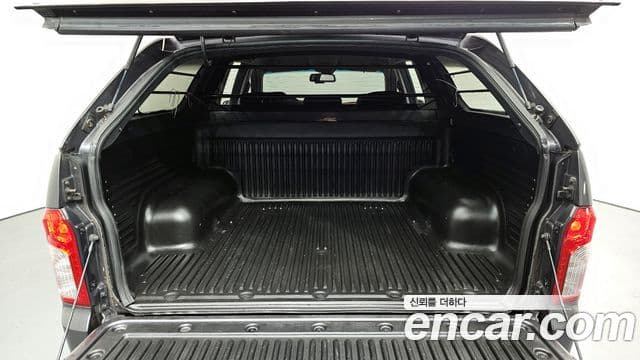 KG모빌리티(SsangYong) Korando Sport Club, 2013 20