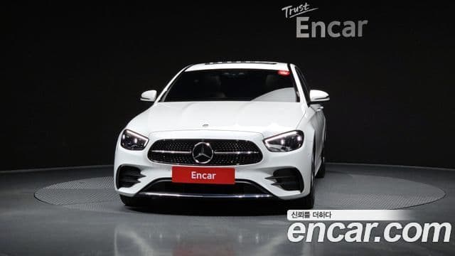 Mercedes-Benz E-класс W213 AMG Line, 2023 3