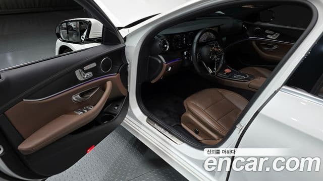 Mercedes-Benz E-класс W213 AMG Line, 2023 10