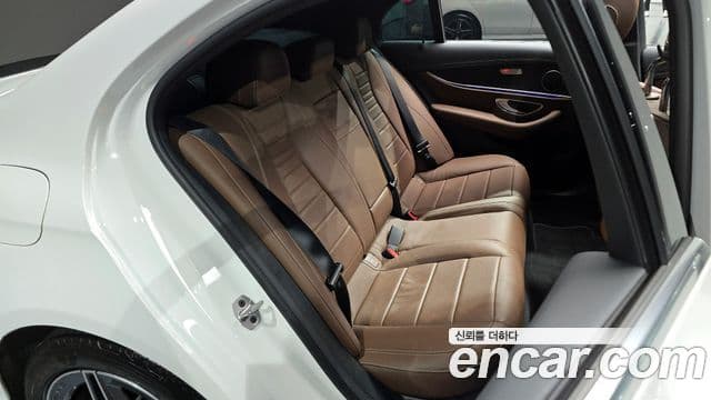 Mercedes-Benz E-класс W213 AMG Line, 2023 12