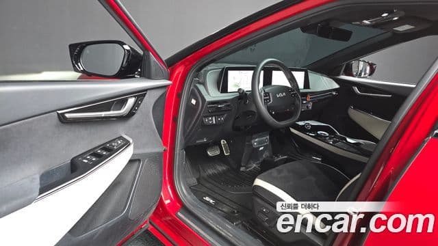 Kia EV6 GT Line, 2024 11