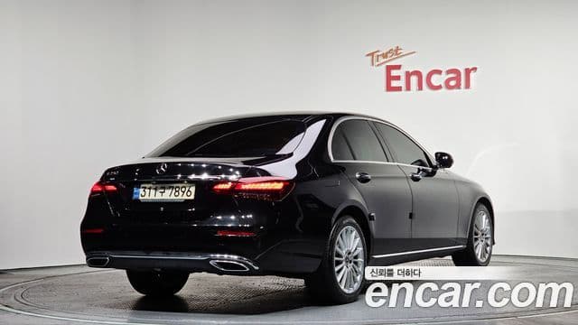 Mercedes-Benz E-класс W213 Exclusive, 2022 2