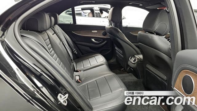 Mercedes-Benz E-класс W213 Exclusive, 2022 12
