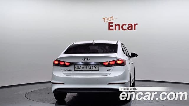 Hyundai Avante AD 1.6 GDI Smart, 2016 4