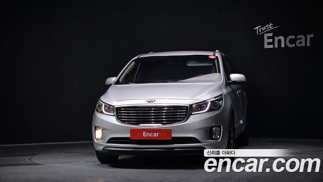 Kia All New Carnival Prestige, 2015 3