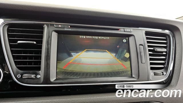 Kia All New Carnival Prestige, 2015 15