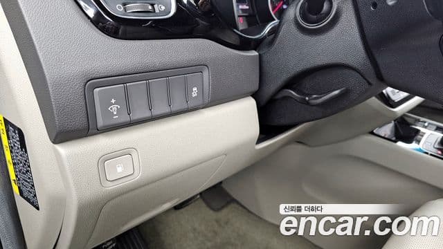 Kia All New Carnival Prestige, 2015 17