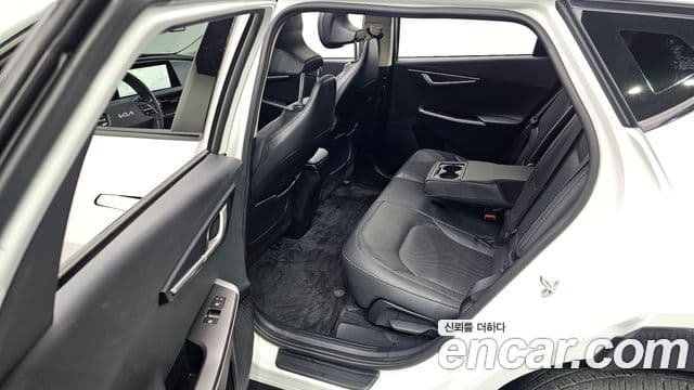 Kia EV6 Air, 2022 11