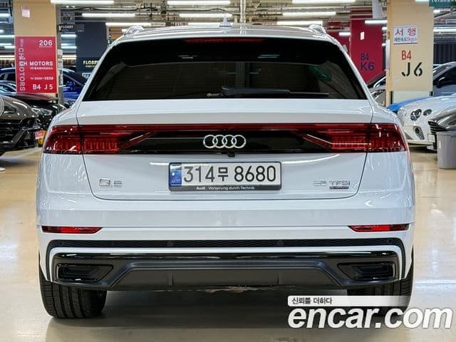 Audi Q8 (4M) Premium, 2022 4