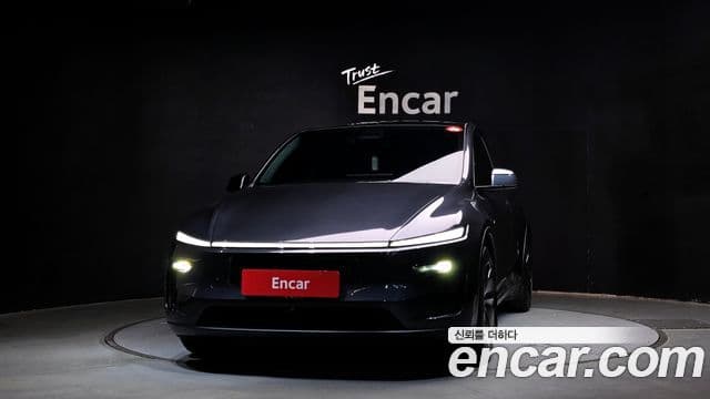 Tesla модель Y Long Range, 2025 3