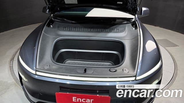 Tesla модель Y Long Range, 2025 6