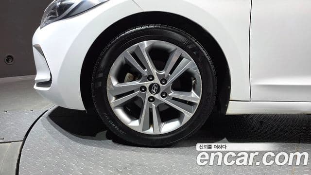 Hyundai Avante AD 1.6 GDI Value Plus, 2018 все фото