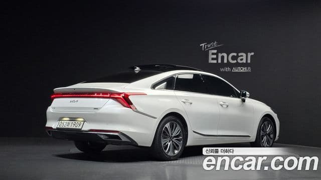 Kia K8 гибрид Noblesse Light, 2022 2