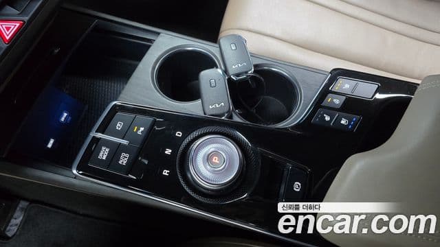 Kia K8 гибрид Noblesse Light, 2022 9