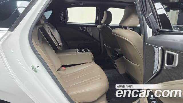 Kia K8 гибрид Noblesse Light, 2022 12