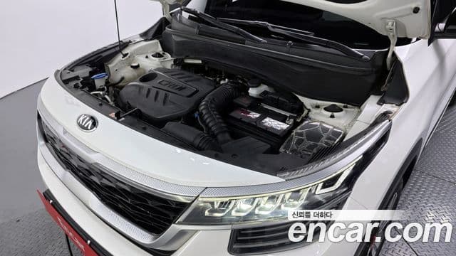 Kia Seltos Signature, 2021 6