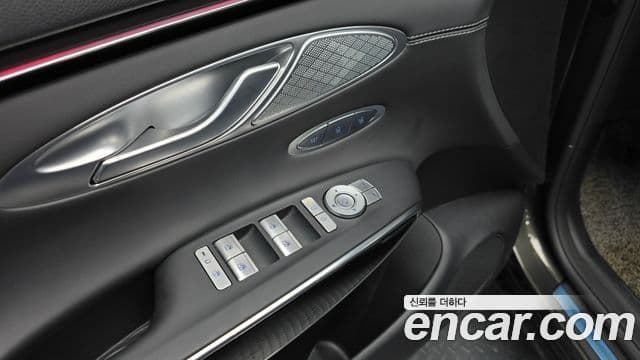 Genesis GV70, 2025 17