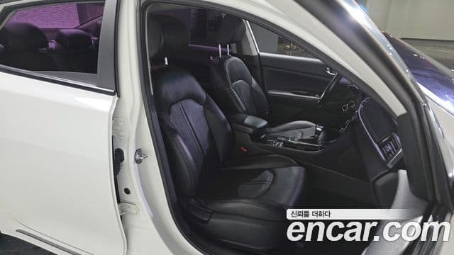 Kia K5 2세대 Luxury, 2016 10