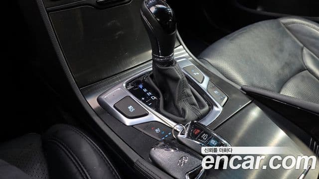 Hyundai Grandeur HG Premium, 2017 9