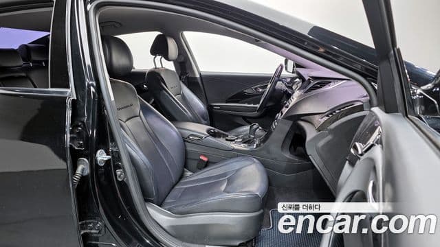 Hyundai Grandeur HG Premium, 2017 10