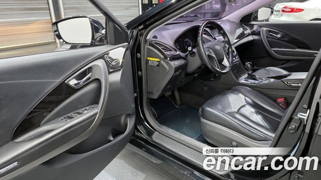 Hyundai Grandeur HG Premium, 2017 11
